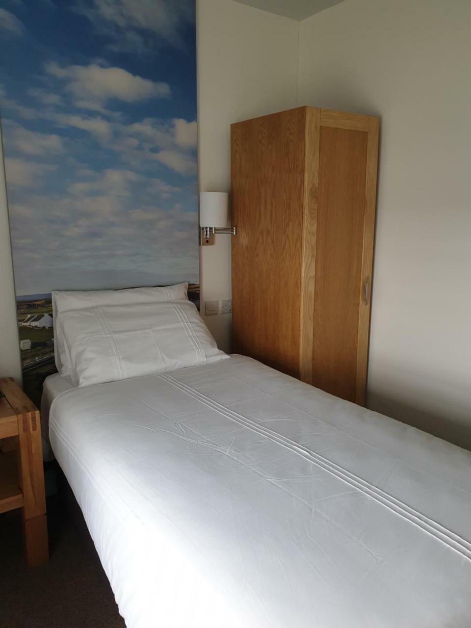 Manor House Rathlin Island Hotell Ballycastle Exteriör bild