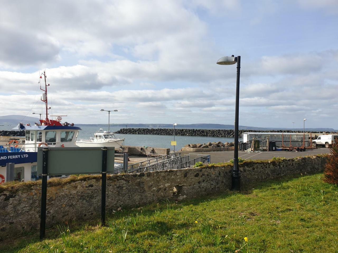 Manor House Rathlin Island Hotell Ballycastle Exteriör bild